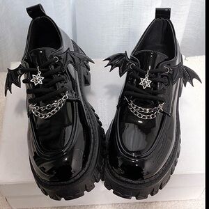 Women's Fashionable Chain Decor Plain Platform Loafers, Casual Star & Wing Des